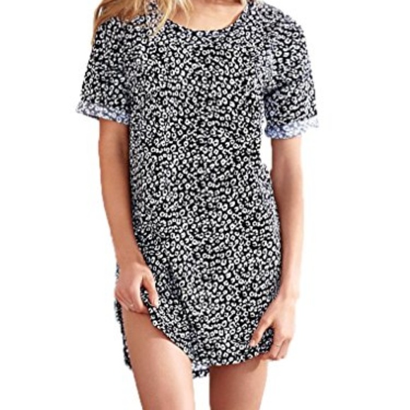 Victoria's Secret Tops - Victoria's Secret Angel Graphic Sleep Tee
